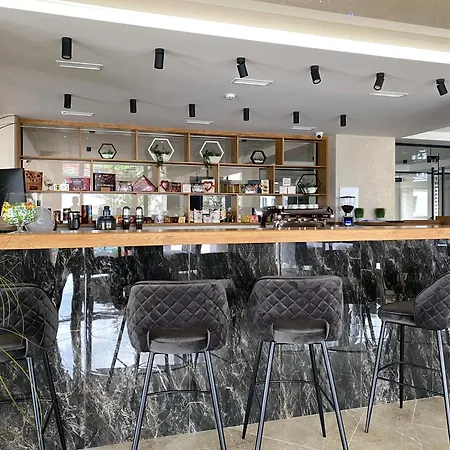 гірський континент Hotel Yablunytsia