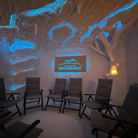 Hotel гірський континент Yablunytsia
