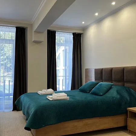 гірський континент Hotel
