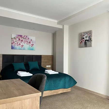 гірський континент Hotel Yablunytsia